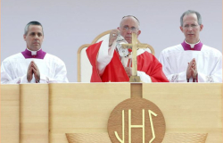 Llama el Papa a promover la paz en el mundo