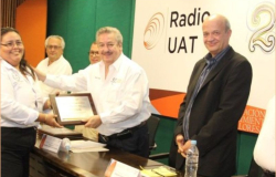 Celebran 22 años de Radio UAT