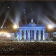 Conmemoran 25 años de la caída del muro de Berlín con fiesta