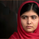 El uniforme que Malala Yousafzai llevaba cuando fue atacada es exhibido