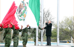 Rinde Tamaulipas homenaje a la Bandera Nacional