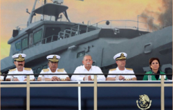 Secretario de Marina, de SEDESOL y Gobernador encabezan ceremonia de botadura de patrulla