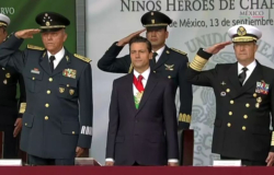 Peña Nieto rinde honores a Niños Héroes