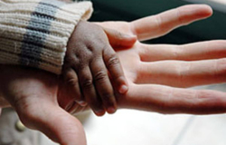Buscan homologar criterios de adopción infantil en el país