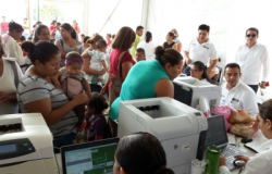 Acerca Gobierno de Tamaulipas servicios gratuitos a familias victorenses