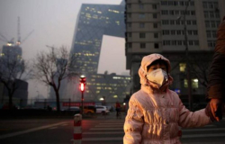 Beijing emite alerta roja por contaminación ambiental