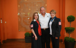 Egidio y María del Pilar arrancan la colecta  anual de la Cruz Roja con  donativo