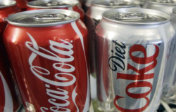 Coca-Cola vuelve a ajustar su modelo de negocios