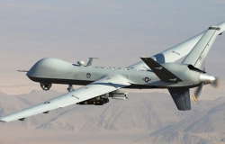 Senador McCain pide usar drones para vigilar frontera
