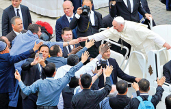 El Papa decreta expulsar a obispos que oculten casos de pederastia