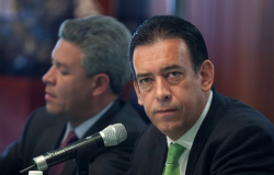 Exonera gobierno de Coahuila a Humberto Moreira