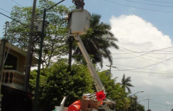 Efectúa Ayuntamiento de Tampico labores de rehabilitación y mantenimiento en la red de alumbrado público