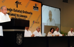 El Gobernador acompañó a Blanca Valles Rodríguez en su Informe de Actividades 2015 – 2016