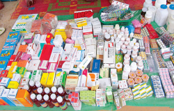3.6 millones de medicinas caducas terminan en tianguis, mercados…