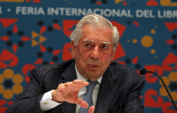 “Países ‘más civilizados’, susceptibles de tener un periodismo vil y canalla”: Vargas Llosa