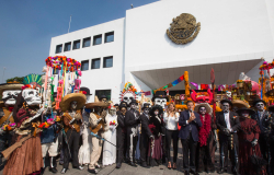 Peña Nieto destaca proyección de México y sus tradiciones en el mundo