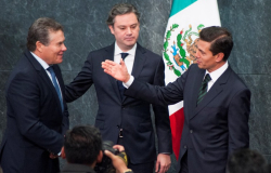 Peña Nieto anuncia programa de revalidación de estudios en el extranjero