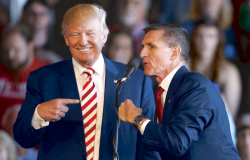 Trump supo “durante semanas” que Flynn mintió sobre Rusia