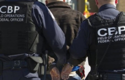 Buscan frenar arrestos de indocumentados en Texas