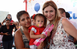 Regala Gobierno de Reynosa festejo a niños nacidos en mayo