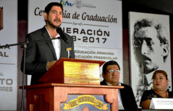 Secretario de Educación apadrina Generación de la Escuela Normal “Profr. y Gral. Alberto Carrera Torres”