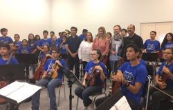 Felicita Maki Ortiz a participantes del Encuentro Juventud Sinfónica Tamaulipeca