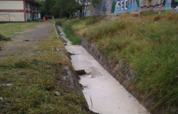 Limpieza y desazolve del dren pluvial… COMAPA Victoria