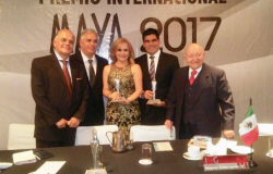 Recibe secretaria de Finanzas de Reynosa Premio Internacional Maya 2017