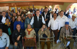 Entrega Gobierno de Tamaulipas ayuda a adultos mayores