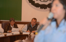 mesa de trabajo entre la Secretaria de Salud Gloria Molina Gamboa, y el alcalde Oscar Almaraz Smer