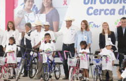 Familias de San Fernando reciben apoyos de programas sociales del Gobierno y DIF