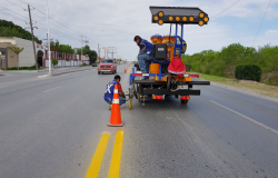 Refuerza Gobierno Municipal seguridad vial en carretera Ribereña