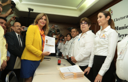 Maki Ortiz se registra como candidata a la alcaldía de Reynosa