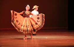 Ballet Folklórico de la UAT festeja su 40 aniversario