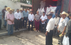 Productores de los Distritos de El Mante y González recibieron 114.3 ton de semilla de calidad.