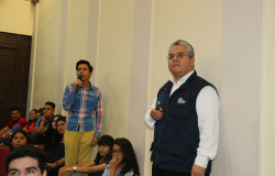 Llevan conferencia de derechos humanos a estudiantes de la UAT en Tampico