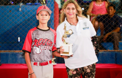 Inaugura Maki Ortiz torneo de beisbol «Ezequiel Bazán»