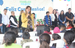 Festejará alcaldesa Maki Ortiz a niños de noviembre