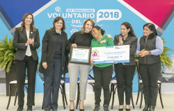 Mariana Gómez celebra y premia a los voluntarios de Tamaulipas.