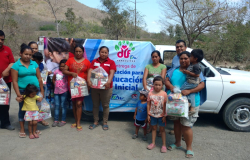 Entrega DIF Tamaulipas en comunidades rurales dotaciones alimentarias para niñas, niños, mujeres embarazadas y en periodo de lactancia.