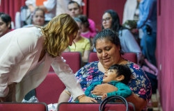 Busca DIF Tamaulipas seguir ayudando a niñas y niños con parálisis cerebral.