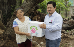 Reciben familias de Tamaulipas dotación de Canasta Básica Familiar.