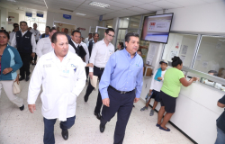 Supervisa Gobernador trabajos de modernización del Hospital General de Reynosa.