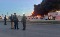 Atiende PC Tamaulipas incendio de pipas, al momento no se reportan lesionados
