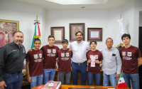 Recibió Alcalde Carlos Peña a Voleibolistas