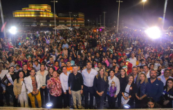 Vivieron más de 70,000 reynosenses Fiesta de Navidad con el Alcalde Carlos Peña Ortiz