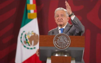López Obrador pide a la CELAC acompañar denuncia por asalto a embajada en Ecuador
