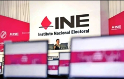 INE considera corregir ‘inconsistencias’ de mexicanos en el extranjero para que puedan votar