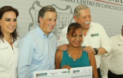 Realizan gira Egidio Torre y José Antonio Meade por la zona conurbada