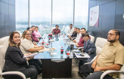 Afina SEBIEN tercera entrega de paquetes alimentarios